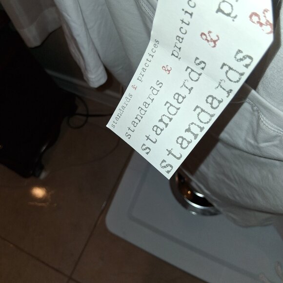 Standards & Practices Cream Ruched Side Top NWT Women’s 3X Adjustable Tie Hem - Picture 3 of 3